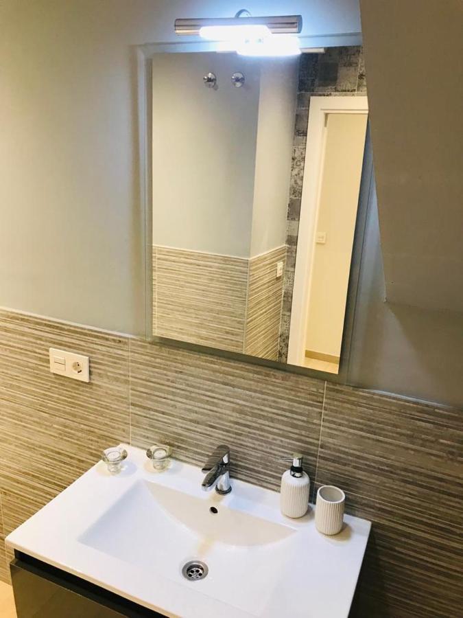 Wish Suite Gran Poder De Sevilla Exterior photo